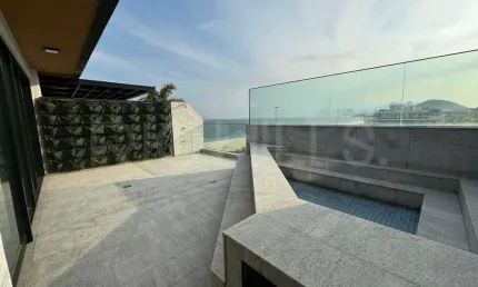 Apartamento Cobertura Duplex de 3 quartos, com 300m², à venda na Praia de Piratininga, Niterói/RJ