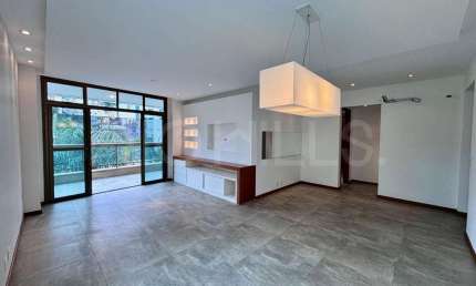 Apartamento de 3 quartos, com 135m², à venda no Jardim Icaraí, Niterói/RJ