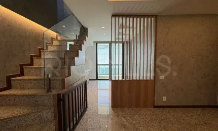Apartamento Cobertura de 3 quartos, com 185m², à venda em Charitas, Niterói/RJ