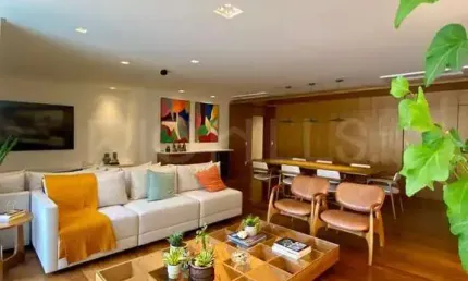 Apartamento de 4 quartos, com 230m², à venda em Icaraí, Niterói/RJ