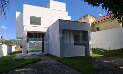 Casa Duplex, com 3 quartos e 121m², à venda em Serra Grande, Niterói/RJ