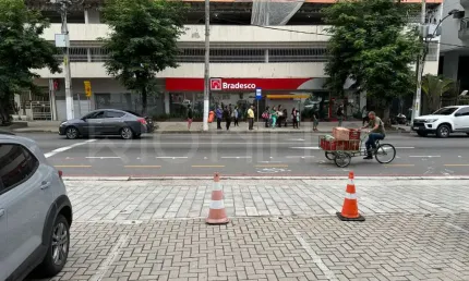 Loja Comercial de 402m² para alugar no Ingá, Niterói/RJ