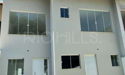 Casa Duplex de 4 quartos, com 135m², à venda em Itacoatiara, Niterói/RJ