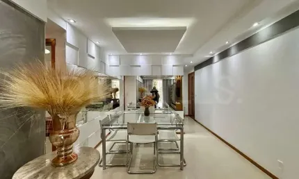 Apartamento Padrão de 2 quartos, com 85m², à venda em Icaraí, Niterói/RJ