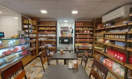 Loja Ponto Comercial da Padaria Nova Oceânica, com 159m², à venda no Trevo de Piratininga, Niterói/RJ