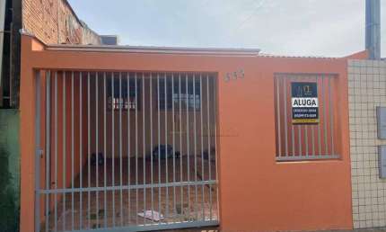 Casa com 2 dormitórios para alugar por R$ 1.500,00 - Jardim das Palmeiras - Londrina/PR