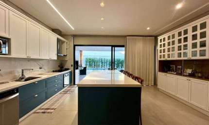 Casa com 3 suítes à venda, 300 m² por R$ 2.300.000,00 - Parque Residencial Alcântara - Londrina/PR