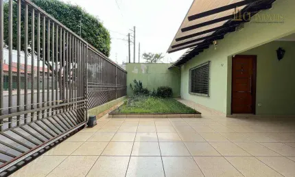 CASA 177², 03 QUARTOS 01 SUITE, PISCINA, 04 VAGAS DE GARAGEM