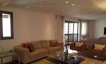 Apartamento para venda tem 275 metros quadrados com 4 quartos, 3 vagas em Campo Belo - São Paulo, SP