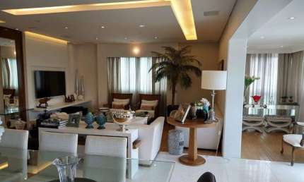 Apartamento para venda tem 235 metros quadrados com 3 quartos em Aclimação - São Paulo - SP