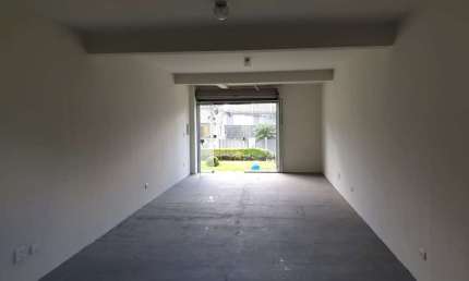 Barracão / Galpão / Depósito à venda na Rua Jacarezinho, Mercês, Curitiba, 46 m2 por R$ 250.000