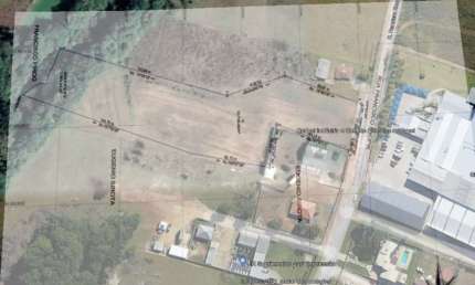 Terreno comercial à venda na Rua Sofia Knapik, Thomaz Coelho, Araucária por R$ 2.200.000
