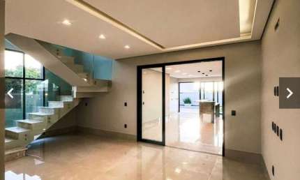 Casa de luxo à venda em Cuiabá-MT, Condomínio Belvedere 2: 4 quartos, 3 suítes, 3 salas, 4 vagas, 270m².