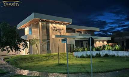 Casa de alto padrão a venda no Condomínio Villa Jardim