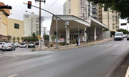 Imóvel comercial ao lado do Shopping Goiabeiras para locação