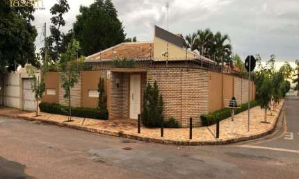 Casa comercial com 3 salas à venda na Rua da Saudade, 149, Cidade Alta, Cuiabá