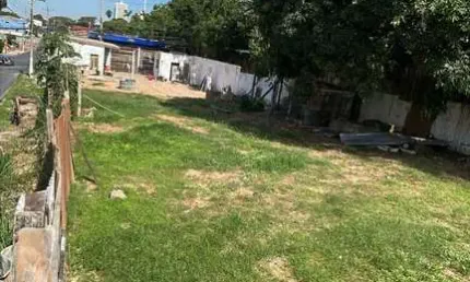 Terreno Comercial de Esquina à Venda em Cuiabá-MT na Avenida Dom Bosco - 800m² de Área