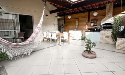 Casa 3 Quartos C/Suite - Area Gourmet - em Condomínio Vila dos Pássaros – Morada de Laranjeiras