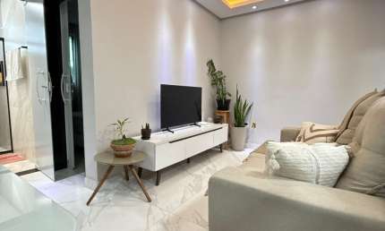 Apartamento 2 quartos / Todo Reformado / Lazer completo em Colina de Laranjeiras - Serra - ES.