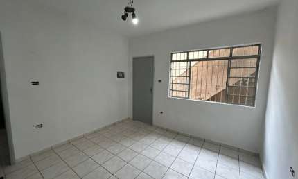 Casa com 2 quartos para alugar no Jardim Centenário, São Paulo 
