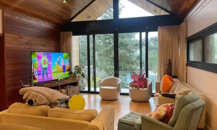 Casa de condomínio à venda em canela, hortênsias, com 1 quarto, 200m²