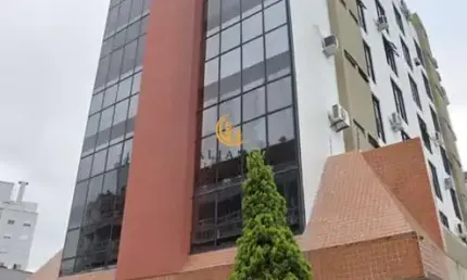 Sala comercial à venda no Kobrasol, São José 