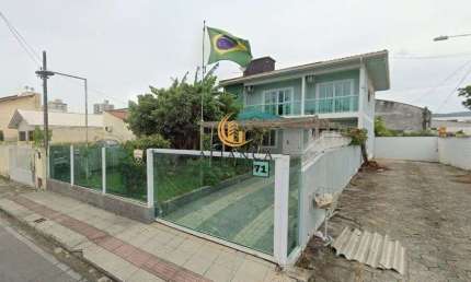 Casa com 5 quartos à venda na Rua Heriberto Hulse, Barreiros, São José