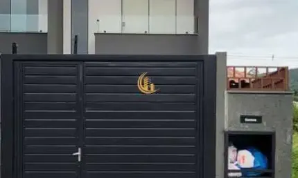 Casa com 2 quartos à venda na Rua Elza Costa Vieira, Forquilhas, São José