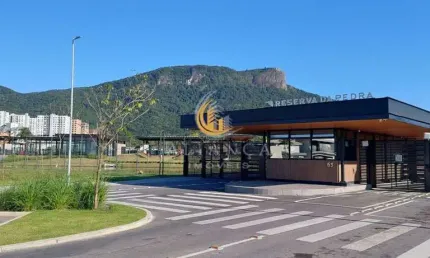 Terreno em condomínio fechado à venda na Rua Lagoinha, Pedra Branca, Palhoça