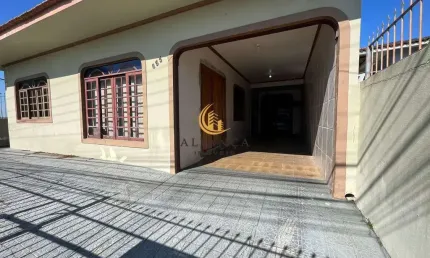 Casa com 3 quartos à venda na Rua Maria Helena Kretzer, Praia Comprida, São José