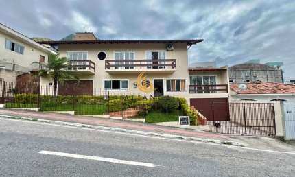 Casa com 3 quartos à venda na Avenida Atlântica, Jardim Atlântico, São José