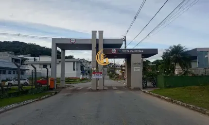 Terreno à venda na Rua Henriqueta Deolinda da Silva, Sertão do Maruim, São José