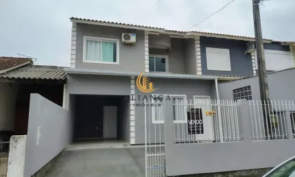 Casa com 2 quartos à venda na Rua Bernardina de Freitas de Agostinho, Forquilhas, São José