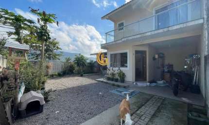 Casa com 2 quartos para alugar na Rua Antônio Alfredo Dos Santos, Forquilhas, São José