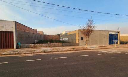 Oportunidade terreno com excelente localização próximo a Havan