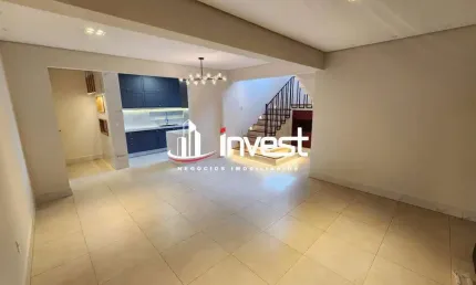 Apartamento duplex com excelente localização no bairro Santa Maria