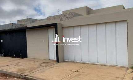 Casa à venda, 3 quartos, 4 vagas, Centro - Caldas Novas/GO