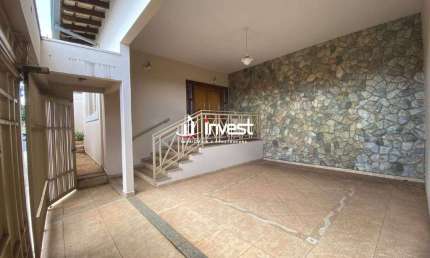 Excelente residência com fino acabamento, à venda no Bairro Boa Vista em Uberaba