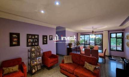 Excelente apartamento muito bem localizado no bairro Mercês três dormitórios sendo uma suíte