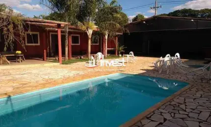 Chácara à venda, 8 quartos, 3 suítes, Vila Celeste - Uberaba/MG
