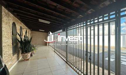 Casa com 4 quartos à venda no Núcleo Habitacional Silvério Cartafina, Uberaba 