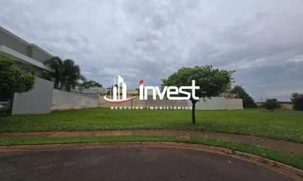 Terreno localizado no condomínio Cyrela medindo 531,65 m²