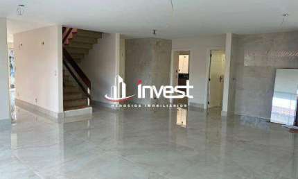 Linda casa, localizada em área nobre da cidade de Uberaba MG