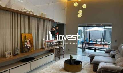 Linda Casa Espaçosa, SPA com Ofurô, Home Cinema em Uberaba