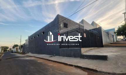 Galpão recém construído Área total 700 m² bairro Manuel Mendes