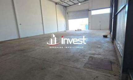 Excelente galpão com 330m² de área coberta, localizado em região estratégica no bairro Jardim Maracanã. Disponivel para locação!