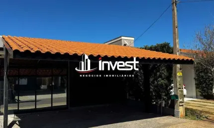 Casa em condomínio fechado Residencial Terra Nova, com 3 quartos sendo uma suíte, área gourmet e cozinha planejada