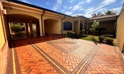 Casa com 7 quartos para alugar no Sumarezinho, Ribeirão Preto 