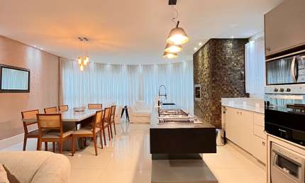 Apartamento com 3 quartos para alugar na Rua Delfim Mário Pádua Peixoto, Praia Brava, Itajaí
