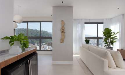Oportunidade de inverno 3 suites, 2 vagas, mobiliado alto padrão